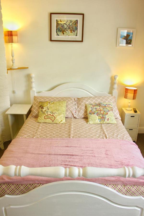 The Red Red Robin Cottage Portree Buitenkant foto